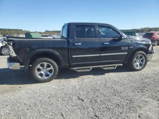 Ram 1500 Laramie — 5.7 HEMI motor